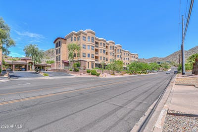 /international/us/9820-n-central-avenue-phoenix-az-110108547332/