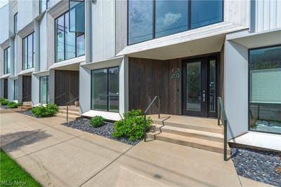 /international/us/1320-w-58th-street-cleveland-oh-110107170214/