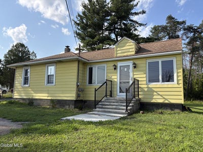 /international/us/32-stone-road-voorheesville-ny-110109791236/