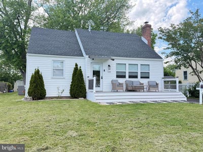 /international/us/108-school-house-ln-brookhaven-pa-110108490769/