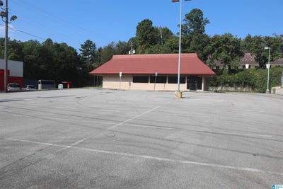 /international/us/2424-center-point-parkway-center-point-al-110102322840/
