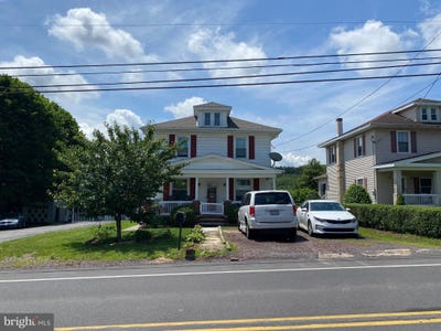 /international/us/933-barnesville-drive-barnesville-pa-110100381243/