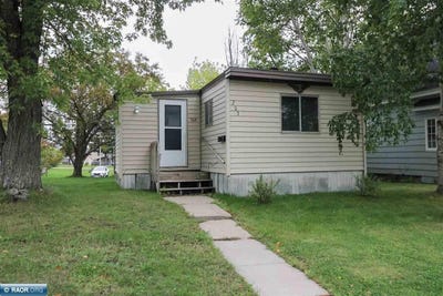 /international/us/203-3rd-avenue-n-biwabik-mn-110110274194/