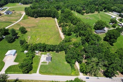/international/us/3077-highway-94-s-defiance-mo-110106279197/