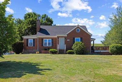 /international/us/3246-churchville-ave-staunton-va-110108168403/