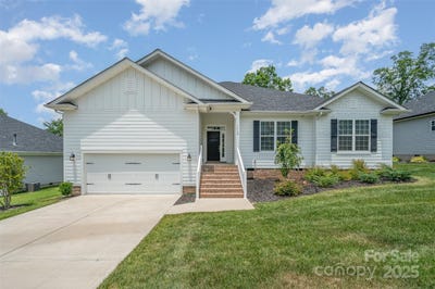/international/us/7739-village-parkway-locust-nc-110100462540/?lang=es