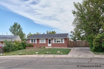 /international/us/956-hillcrest-rd-cheyenne-wy-110120137751/