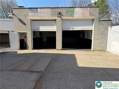 /international/us/1211-washington-street-easton-pa-110107832633/