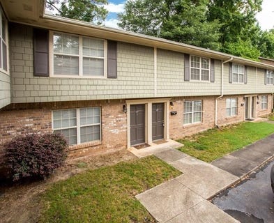 /international/us/20-villa-court-se-smyrna-ga-110100551805/?lang=en