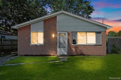 /international/us/6516-oak-street-taylor-mi-110101139477/
