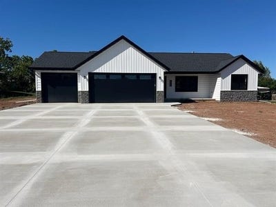 /international/us/305-greenbrier-drive-hortonville-wi-110099061983/?lang=zh-tw