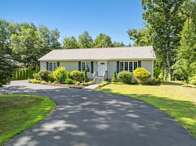 /international/us/81-lynnewood-road-laconia-nh-110109620926/