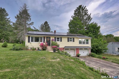 /international/us/21-holt-street-plymouth-ct-110108747471/