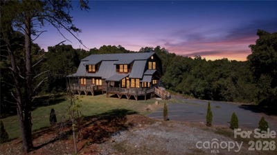 /international/us/1582-sandy-plains-road-tryon-nc-110120067164/