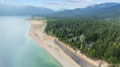 /international/us/590-domerie-bay-road-ronald-wa-110097824379/