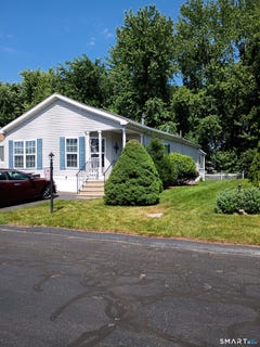 /international/us/23-laurel-circle-east-windsor-ct-110108712764/