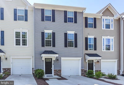 /international/us/8410-devries-lane-spotsylvania-va-110100549667/