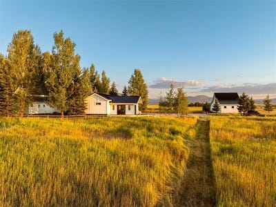 /international/us/31900-county-road-22-steamboat-springs-co-110100518562/