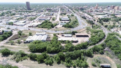 /international/us/133-a-s-treadaway-boulevard-abilene-tx-110102402291/