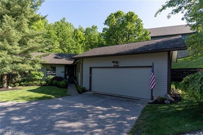 /international/us/6782-windward-hills-drive-brecksville-oh-110108387605/