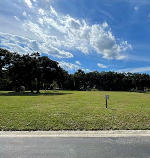 /international/us/326-gravina-point-sanford-fl-110120039519/