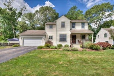 /international/us/103-browns-farm-drive-south-kingstown-ri-110108576606/