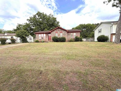 /international/us/1312-longbrook-drive-bessemer-al-110108385261/