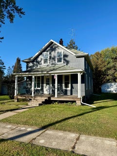 /international/us/812-pine-st-antigo-wi-110120414597/