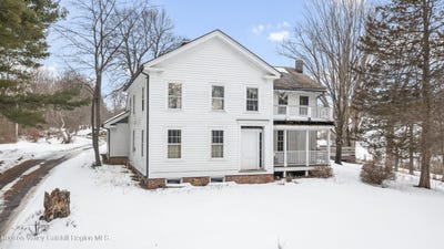/international/us/83-silvernail-chatham-ny-110106328981/