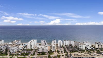 /international/us/3570-s-ocean-boulevard-south-palm-beach-fl-110099797102/