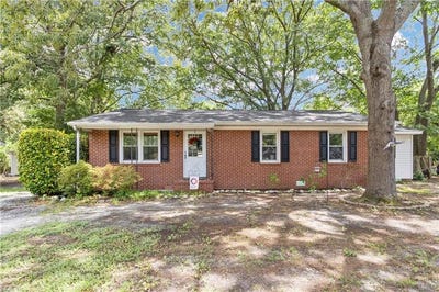 /international/us/1659-holly-drive-gloucester-point-va-110109112648/