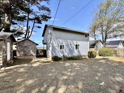 /international/us/26230-sandlake-rd-cloverdale-or-110098762637/