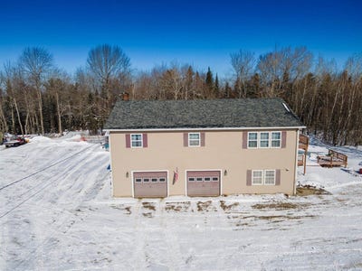 /international/us/311-phinney-farm-road-lincoln-me-110106281884/