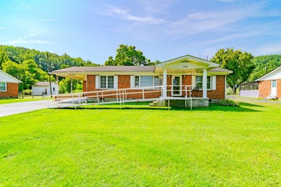 /international/us/1541-east-college-avenue-stanton-ky-110101164272/