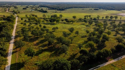/international/us/675-hundley-road-montague-tx-110102998165/