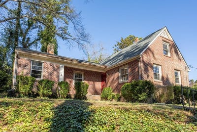 /international/us/103-staunton-terrace-clarksville-va-110108094124/