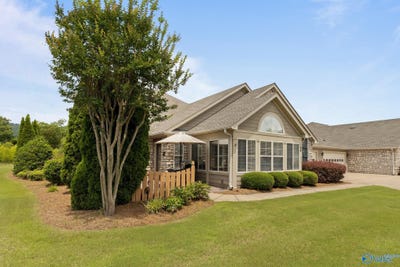 /international/us/24-laurel-lane-brownsboro-al-110108889329/