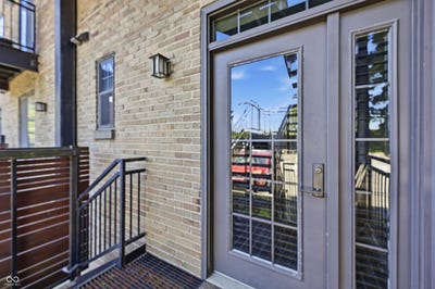 /international/us/825-n-delaware-street-indianapolis-in-110108127115/
