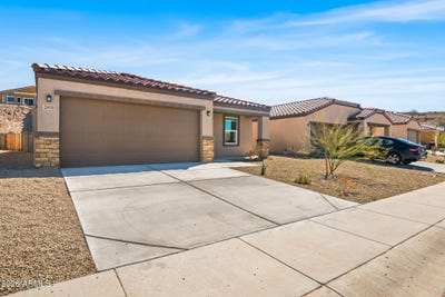 /international/us/2416-pesuna-drive-bullhead-city-az-110106468434/