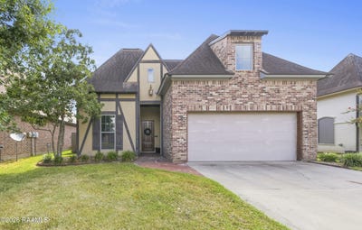 /international/us/209-golden-cypress-drive-youngsville-la-110120762954/