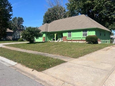 /international/us/7700-e-127-place-grandview-mo-110120450987/