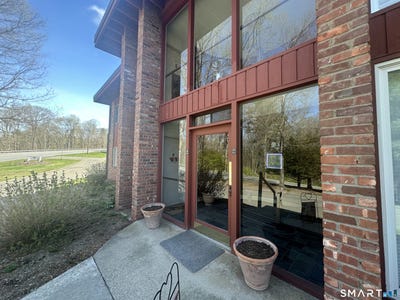 /international/us/126-sherman-hill-road-woodbury-ct-110107717144/