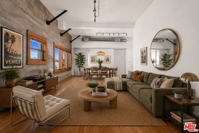 /international/us/8-brooks-ave-venice-ca-110107966280/