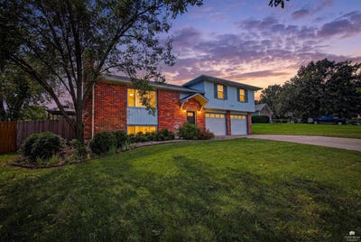/international/us/3441-treesmill-drive-manhattan-ks-110120128616/