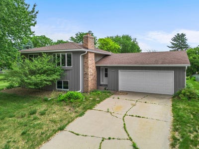 /international/us/1445-brittany-road-hastings-mn-110108903668/