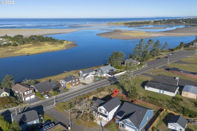 /international/us/790-17th-ave-seaside-or-110103047205/