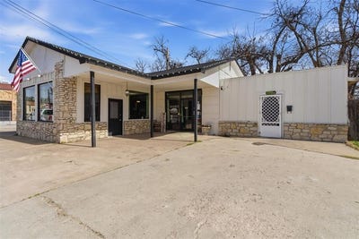 /international/us/212-ne-barnard-street-glen-rose-tx-110106315432/