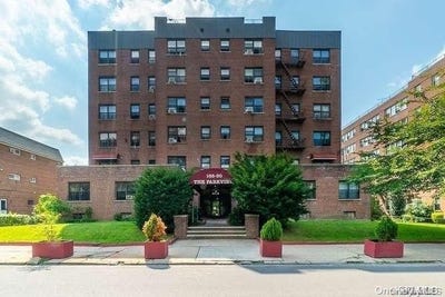 /international/us/165-20-highland-ave-jamaica-ny-110101211809/?lang=en