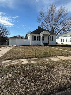 /international/us/619-east-everett-street-oneill-ne-110106981170/