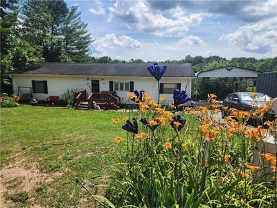 /international/us/5249-forbush-road-east-bend-nc-110100149590/